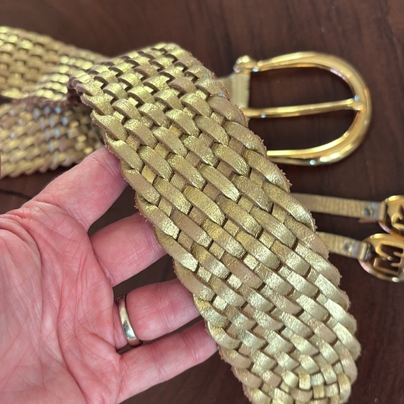 Michael Kors Gold-Tone Woven Belt/ Size small/NWT - Picture 3 of 5